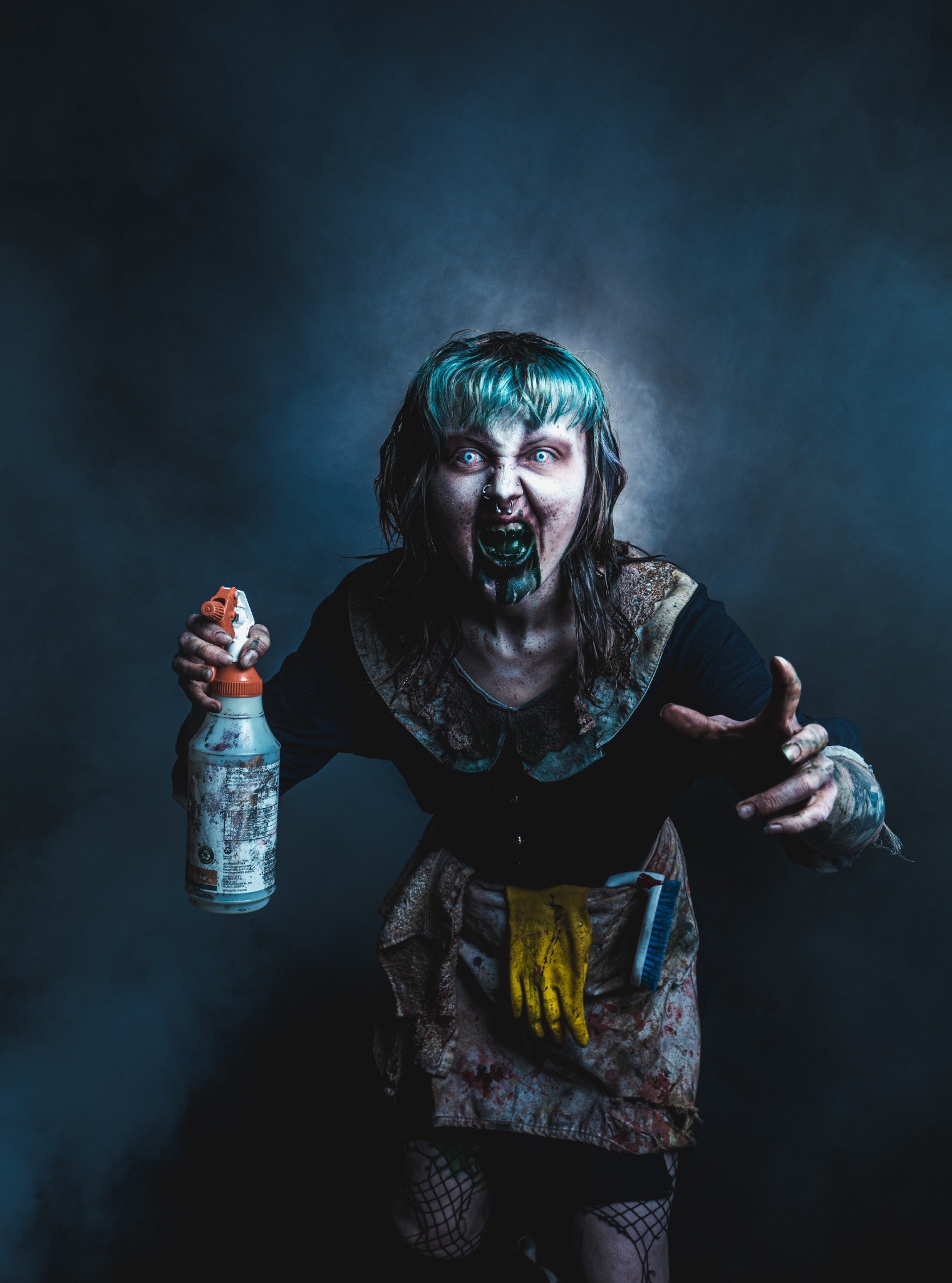 Realm of Terror scare actor in costume reaching toward the camera